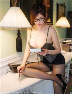 大胸的媳妇